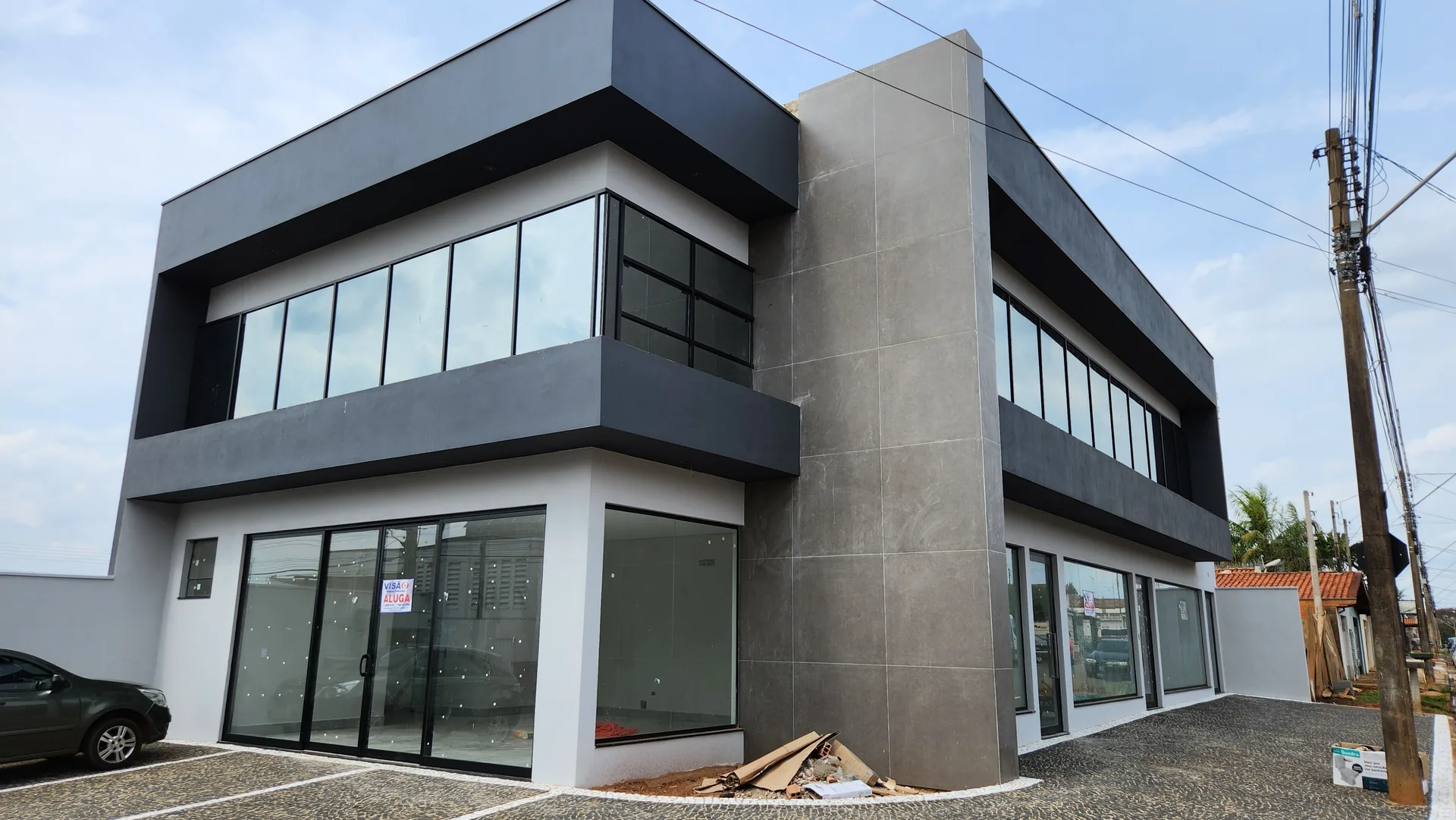 Sobrado comercial — obra da Dust Engenharia